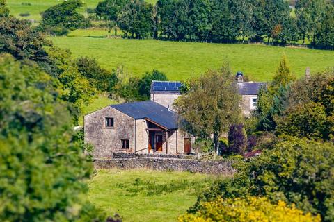 Barnoldswick Lane, Carnforth LA6 4 bed barn conversion for sale