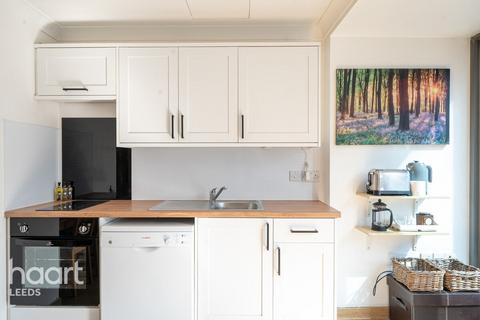 Regent Street, LEEDS 2 bed apartment for sale