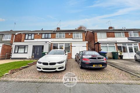 Jill Avenue, Great Barr, Birmingham 3 bed semi