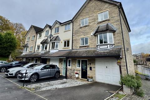 Bromley Bank, Denby Dale, HD8 8QG 4 bed townhouse for sale