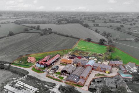 Lodge Lane, Saughall, Chester, Cheshire 3 bed detached house for sale