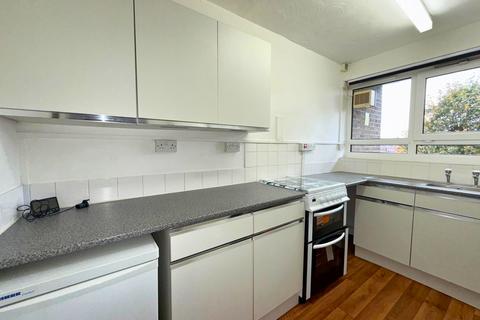 Treherne Court, Tooting Bec Road... Studio for sale