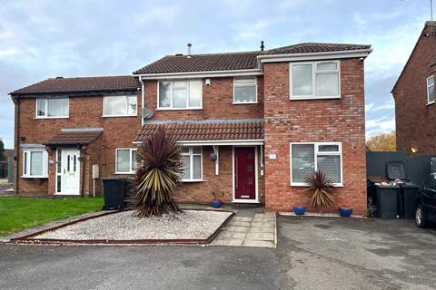 Aintree Close, Bedworth 4 bed semi