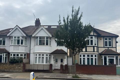 Twickenham TW2 3 bed terraced house for sale