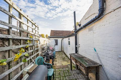 Mount Pleasant, Reading 3 bed end of terrace house for sale