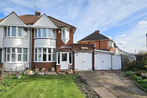 Harvard Road, Solihull 3 bed semi