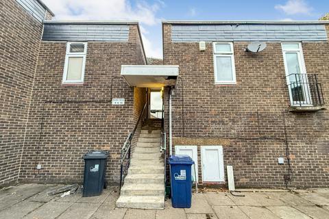 10 Martlet Grove, Middlesex, UB5 6ES 1 bed flat for sale