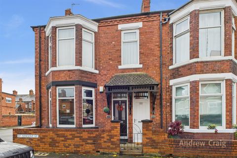 St. Vincent Street, South Shields 3 bed flat for sale