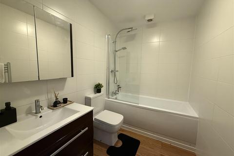 10 Lower Lee Street, Leicester LE1 2 bed apartment for sale