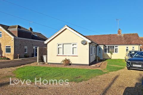 Newbury Lane, Silsoe, MK45 4EX 4 bed detached bungalow for sale