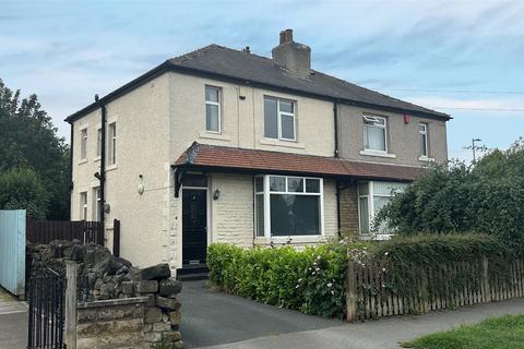 Norman Mount, Eccleshill, Bradford 3 bed semi
