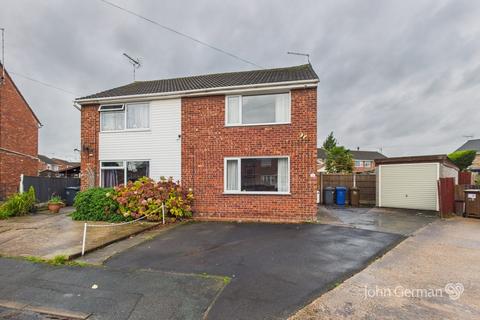 Cedar Close, Uttoxeter 2 bed semi