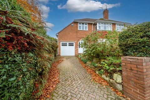 Broad Street, Kingswinford DY6 3 bed semi