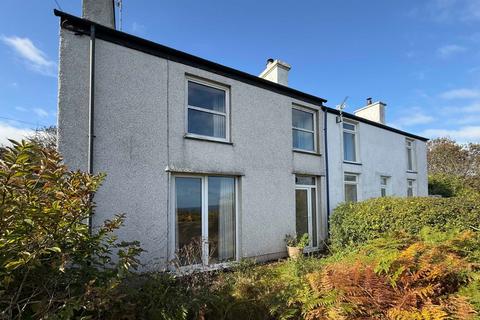 Bull Bay, Amlwch, Isle of Anglesey, LL68 3 bed semi