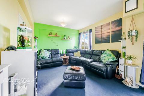 Dagnall Street, London SW11 2 bed flat for sale