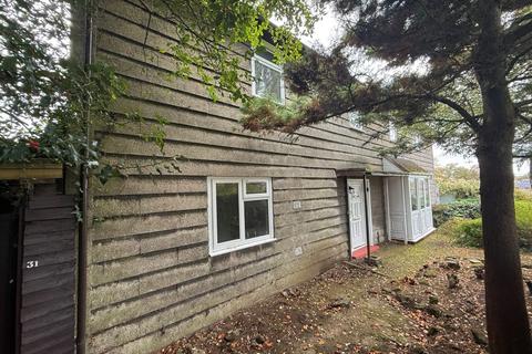 31 Beech Gardens, Lichfield, WS14 9EB 3 bed semi