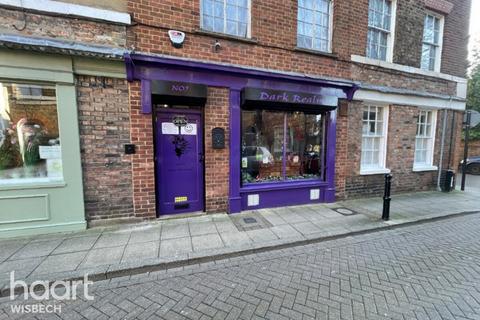 Market Street, Wisbech 2 bed maisonette for sale