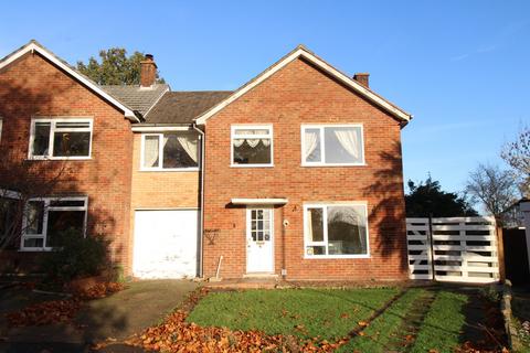 Mead Way, Bromley, BR2 3 bed end of terrace house for sale