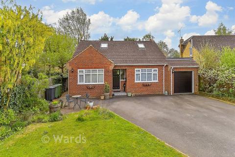 Manor Rise, Bearsted, Maidstone, Kent 4 bed chalet for sale