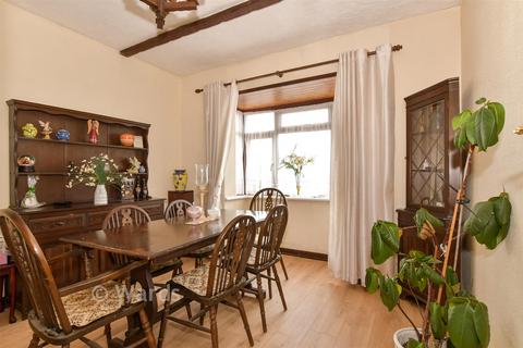 Queenborough Road, Halfway... 3 bed chalet for sale