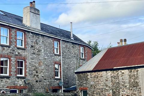 Chapel Street, Buckfastleigh TQ11 6 bed terraced house for sale