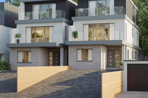 Alton Road, Poole, Dorset, BH14 4 bed detached house for sale