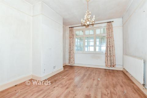 London Road, Ditton, Aylesford, Kent 2 bed cottage for sale