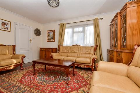Yorkshire Road, Mitcham, Surrey 3 bed semi