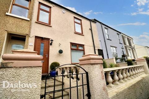 Farm Road, Ebbw Vale 2 bed terraced house for sale