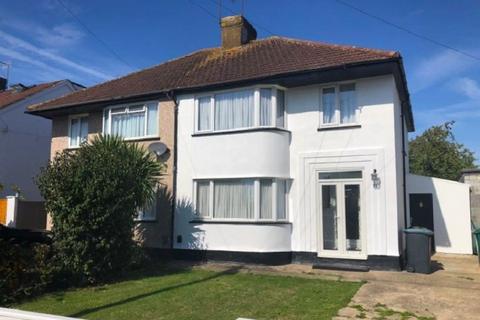 Carpenders Avenue, Watford WD19 3 bed semi