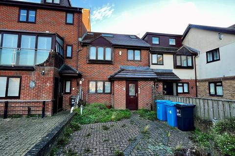 95 Catalina Drive, Poole, Dorset... 3 bed terraced house for sale