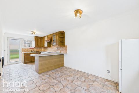 Gledfield Place, Hodge Lea 3 bed semi