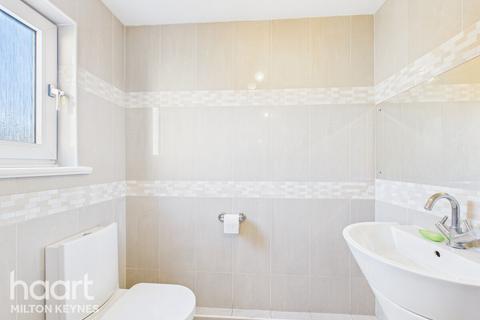 Gledfield Place, Hodge Lea 3 bed semi