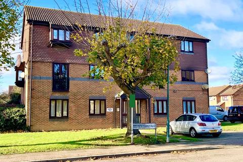 Woodfall Drive, Crayford 1 bed flat for sale