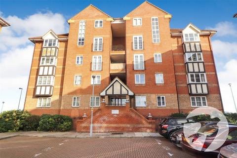 Chandlers Drive, Erith, DA8 2 bed flat for sale