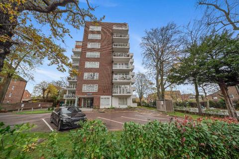 The Hollies, London E11 2 bed flat for sale