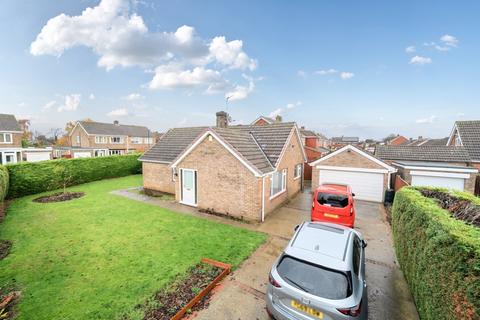 Pretymen Crescent, New Waltham... 3 bed detached bungalow for sale