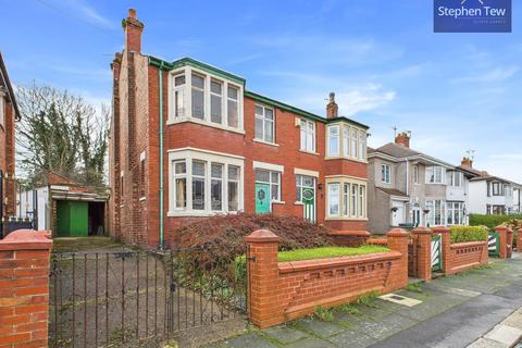 Abbotsford Road, Blackpool, FY3 3 bed semi