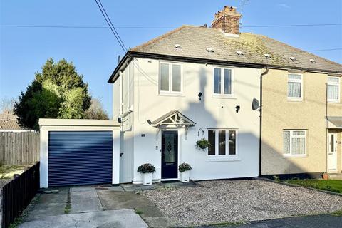 Rectory Road, Writtle, Chelmsford 3 bed semi