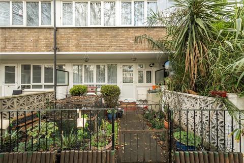 Clark Street, London, E1 3 bed apartment for sale