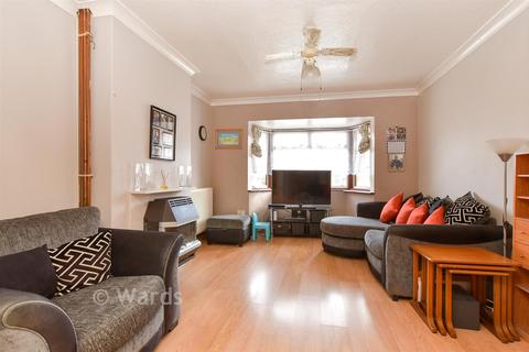 Faygate Crescent, Bexleyheath, Kent 4 bed semi