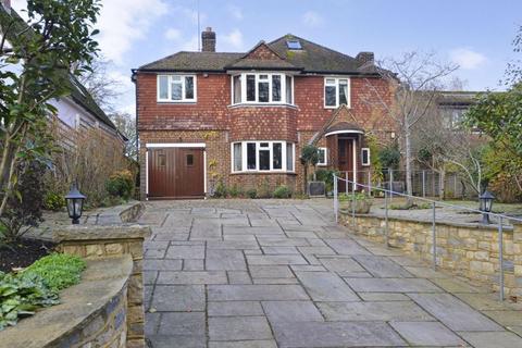 Hullbrook Lane, Shamley Green 4 bed detached house for sale