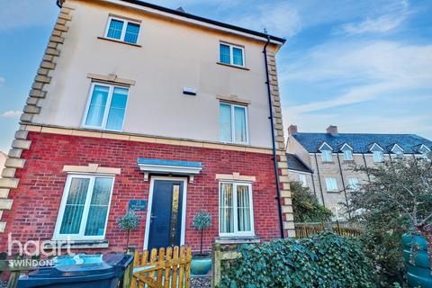 White Eagle Road, Swindon 4 bed detached house for sale