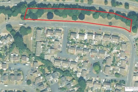 Land on the South Side of Simone Weil... Land for sale