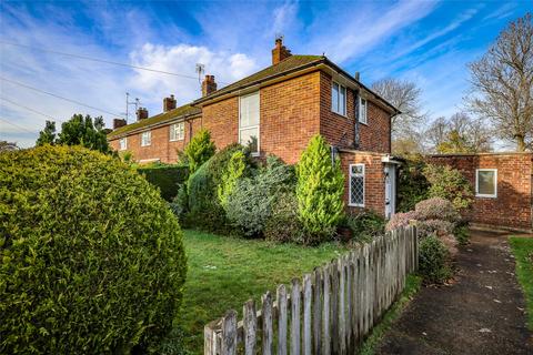Vinson Road, Liss, Hampshire, GU33 2 bed end of terrace house for sale