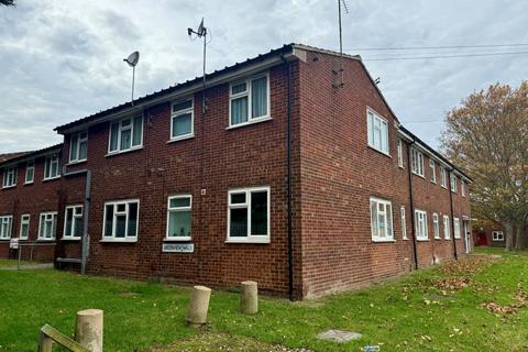 4 Greenview Walk, Gillingham, Kent 2 bed flat for sale