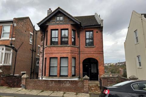 38A Nelson Road, Hastings, East Sussex 2 bed flat for sale