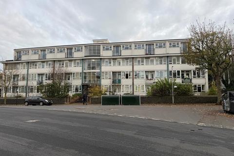 2 Buckingham Lodge, Buckingham Place... 2 bed ground floor flat for sale