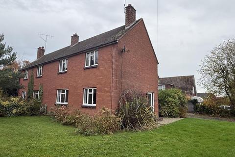 1 Ridgeway, Horns Road, Hawkhurst... 3 bed semi