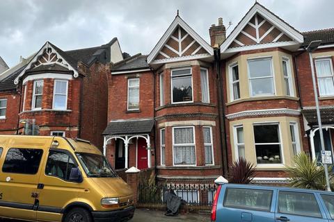 34B Nelson Road, Hastings, East Sussex 2 bed flat for sale